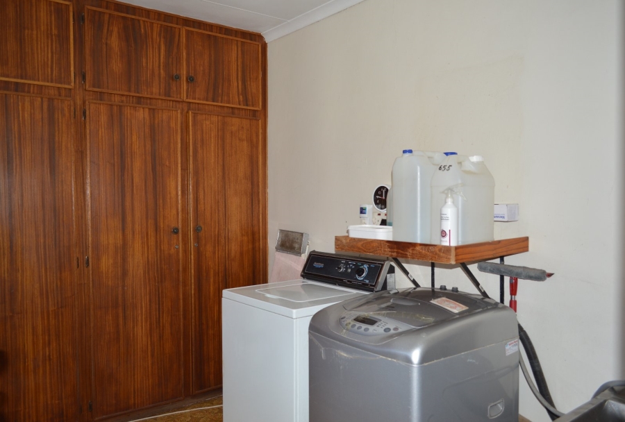 4 Bedroom Property for Sale in Wilkeville North West